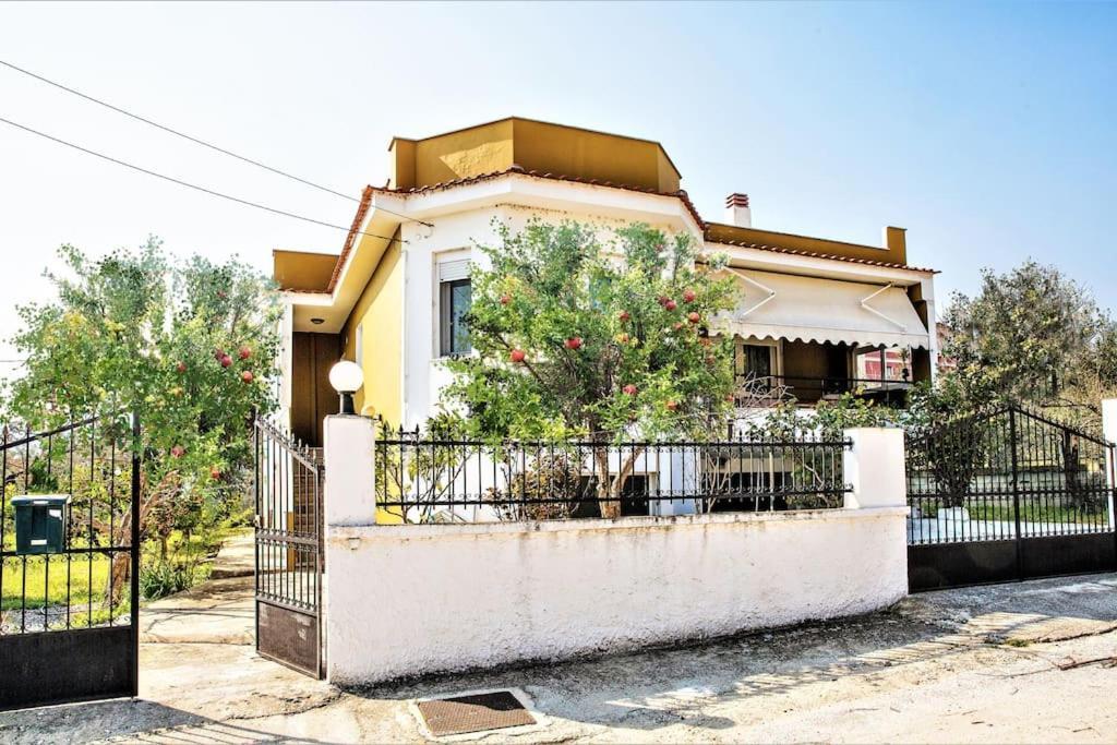 Willa Myrsini' S House Néa Péramos Zewnętrze zdjęcie
